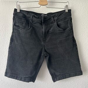 Kenneth Cole Black Jean Shorts Mid-Length Casual